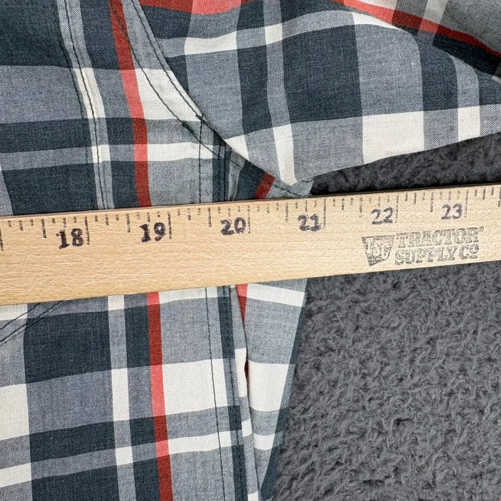 The North Face‎ Mens Medium Plaid Short Sleeve Button Down Shirt
